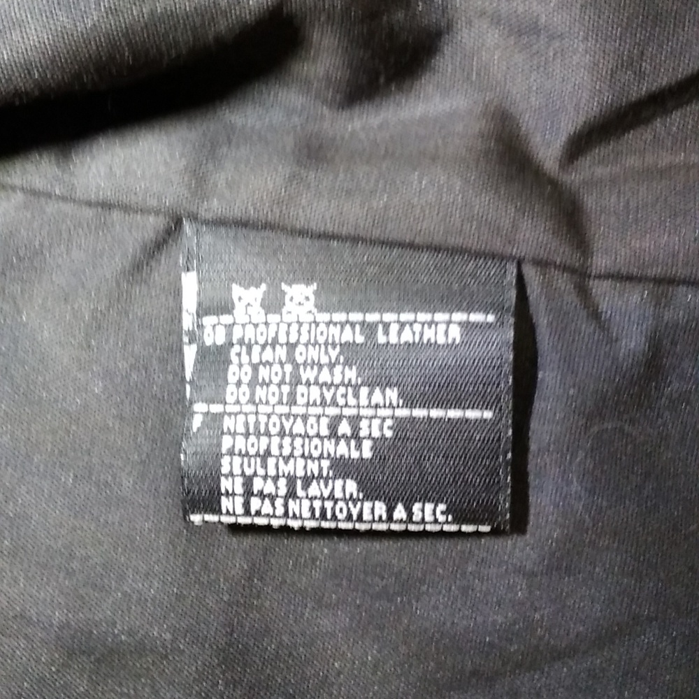 Harley Davidson Women's Leather Vest - Picture 8 of 12